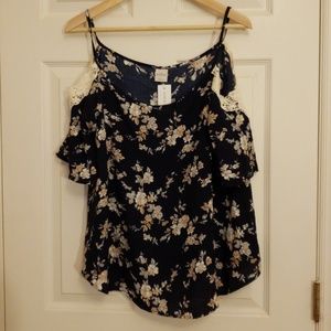 Kaileigh Cold Shoulder top